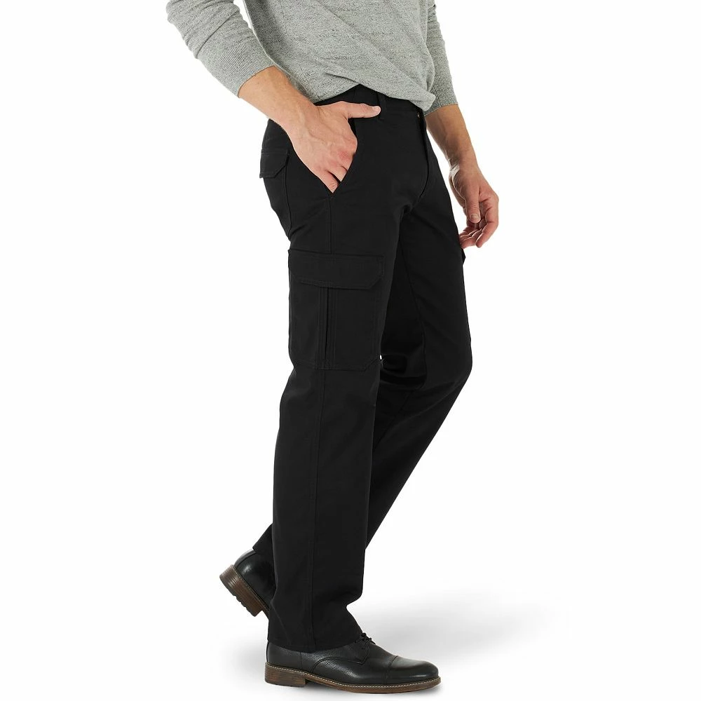 Men's Lee® Extreme Comfort MVP Straight-Fit Flat-Front Cargo Pants - Image 7